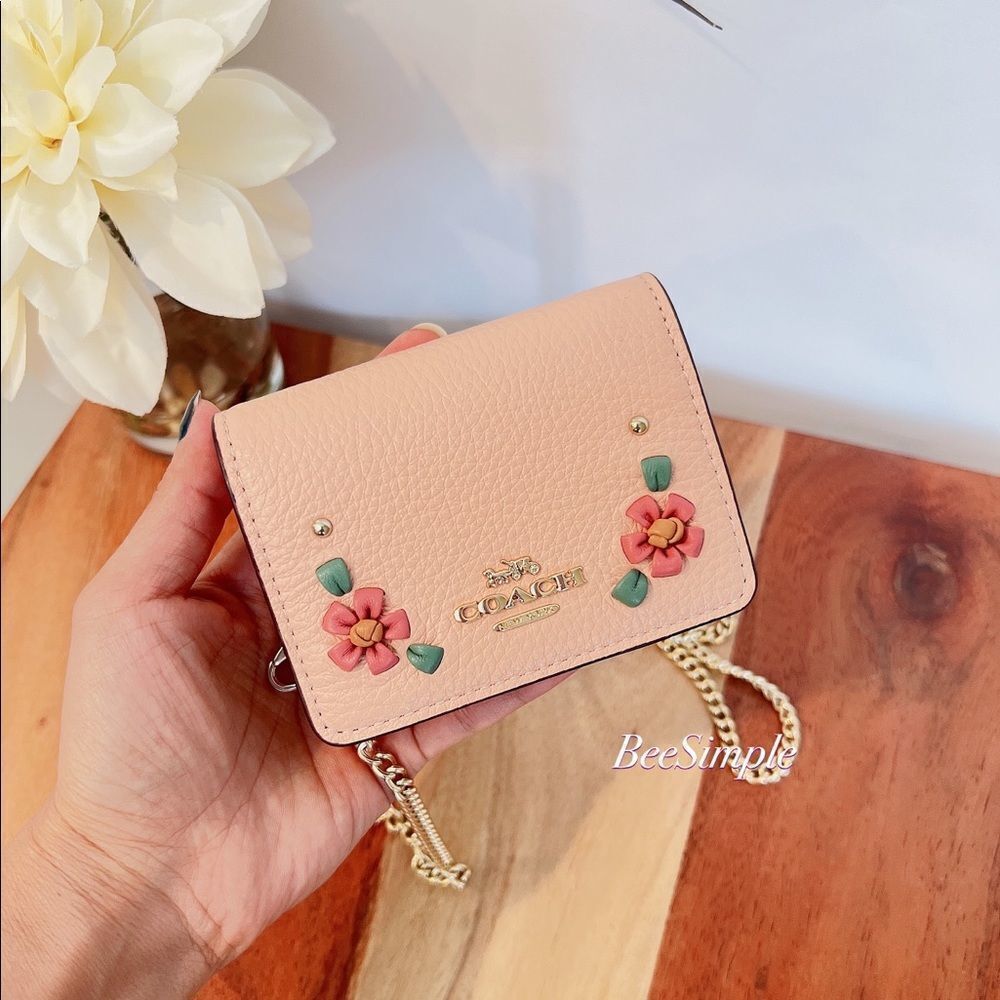 NWT‎ Coach Mini Wallet On A Chain With Floral Whipstitch - Picture 2 of 7